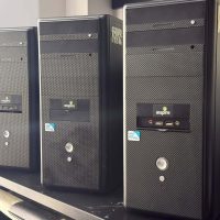 USED DESKTOP COMPUTER
